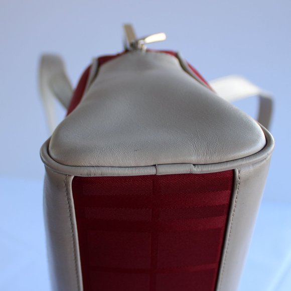 Burgundy Burberry Bowling bag - Picture 9 of 17